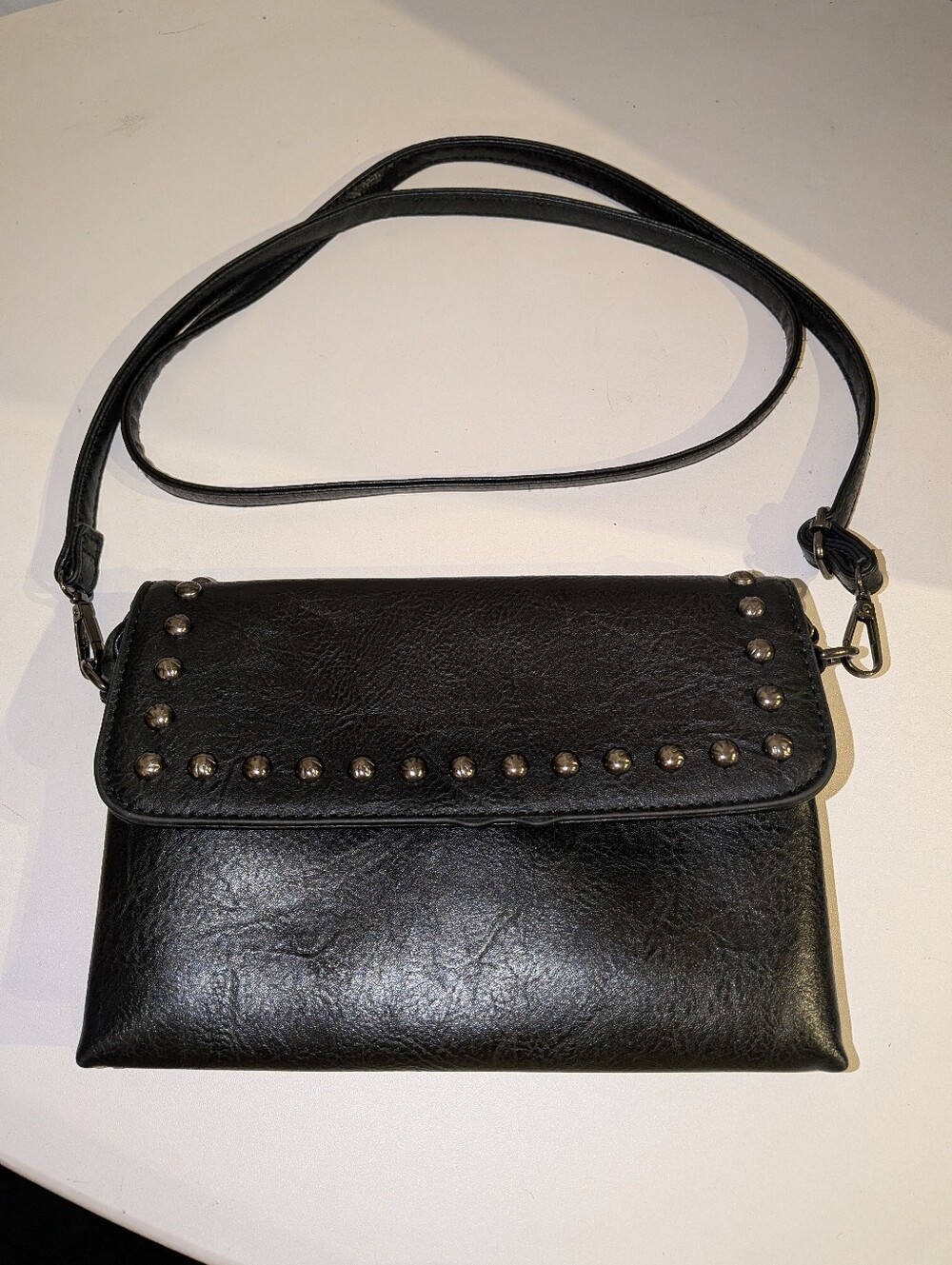 Sam & Hadley Black Studded Envelope Crossbody Bag Gunmetal Chain Strap 90s Moto